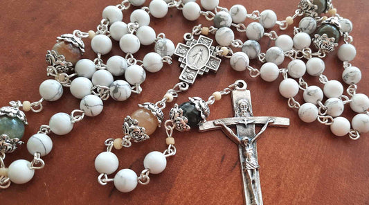 Fifteen Promises to reciting the Holy Rosary Daily