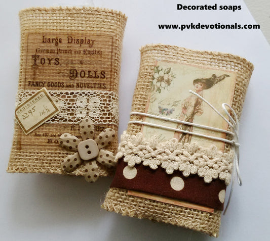 Set of 2 Scented Decorated Soaps in a Vintage Style.