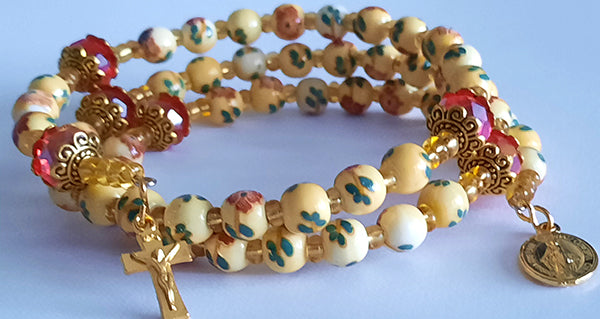 Five Decade Coil Rosary Bracelet - Porcelain - Yellow/Flowers